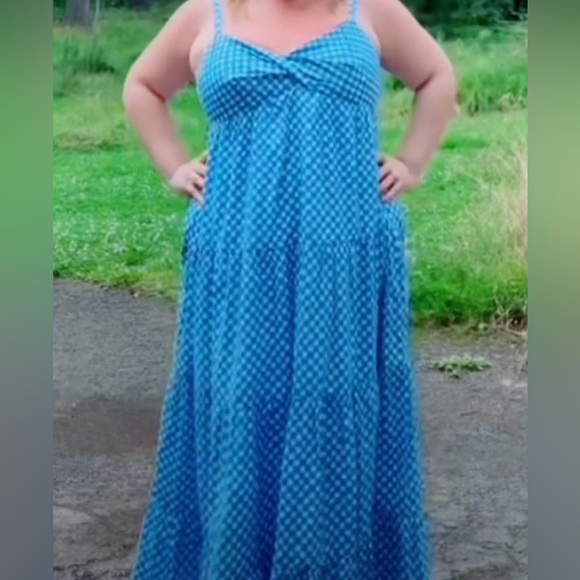 NWOT never worn except trying on Lilly Pulitzer Shylee maxi gingham dress 2023 - Picture 4 of 4